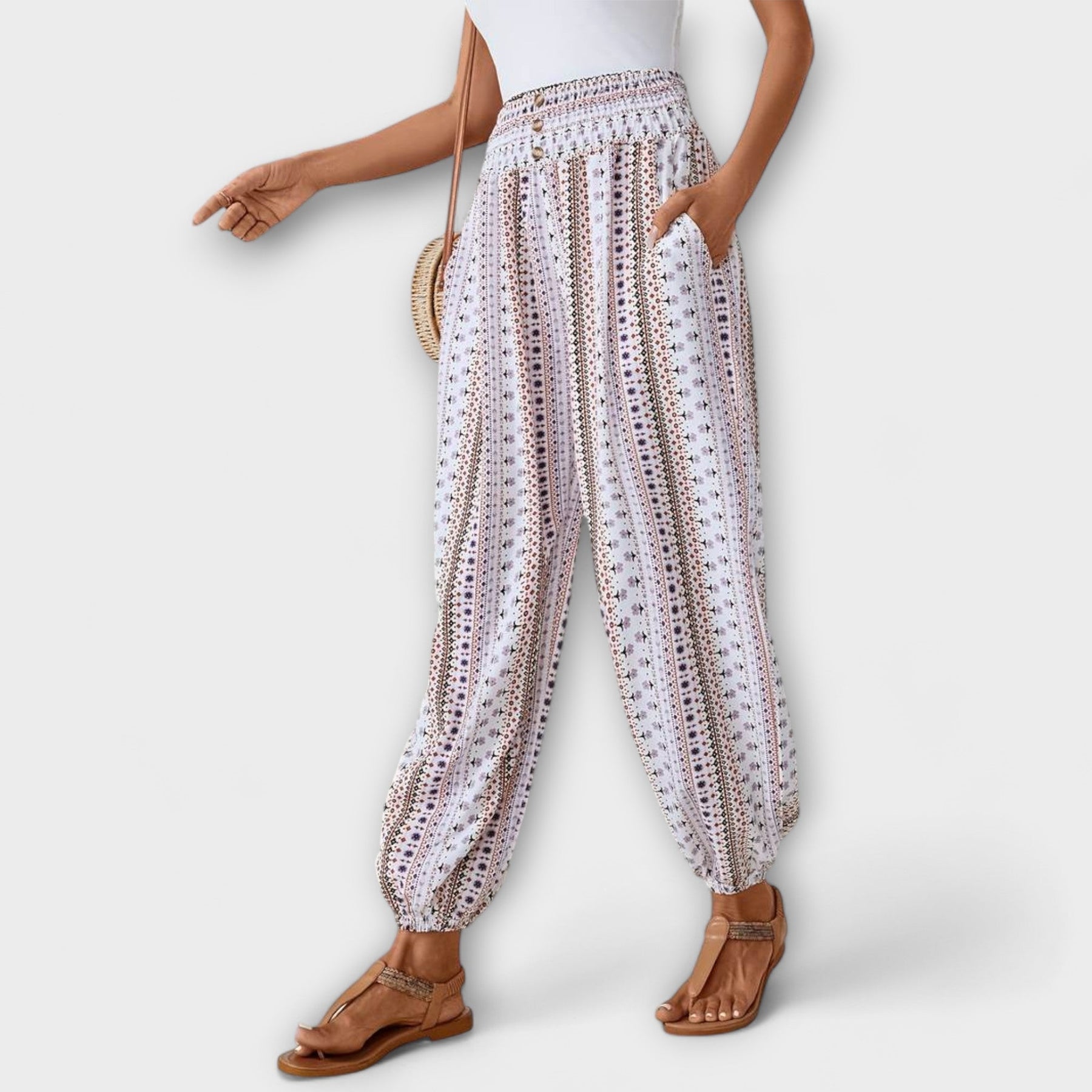 Scarlett - Trousers With Ethnic Graphic